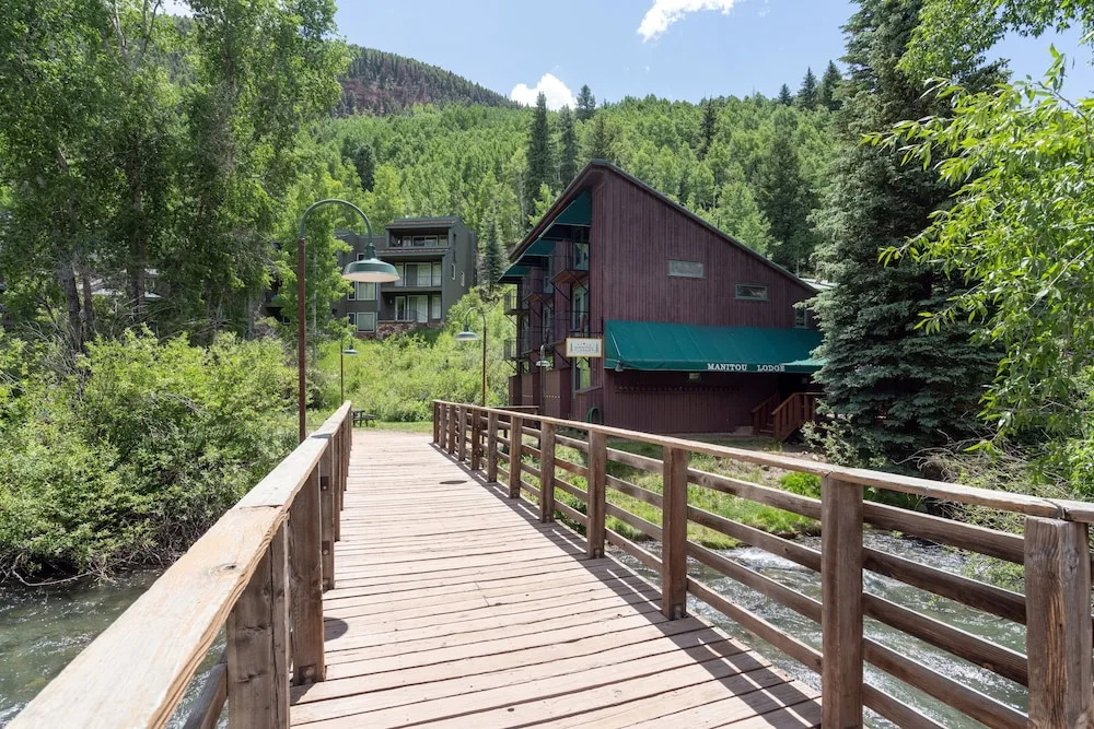 Manitou Lodge 2 by Alpine Lodging Telluride