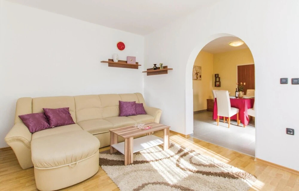 Awesome Home In Labin