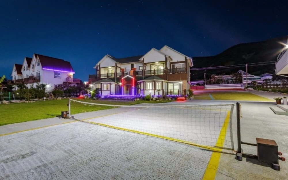 Yeosu Glow Floor Pension