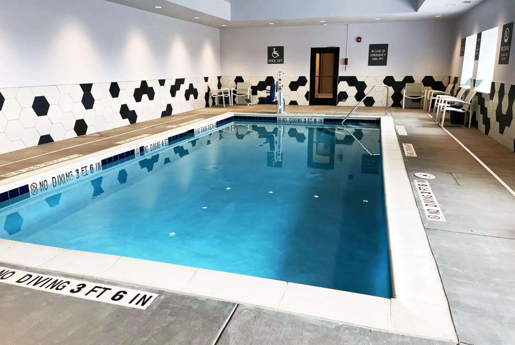 La Quinta Inn & Suites by Wyndham Littleton-Red Rocks