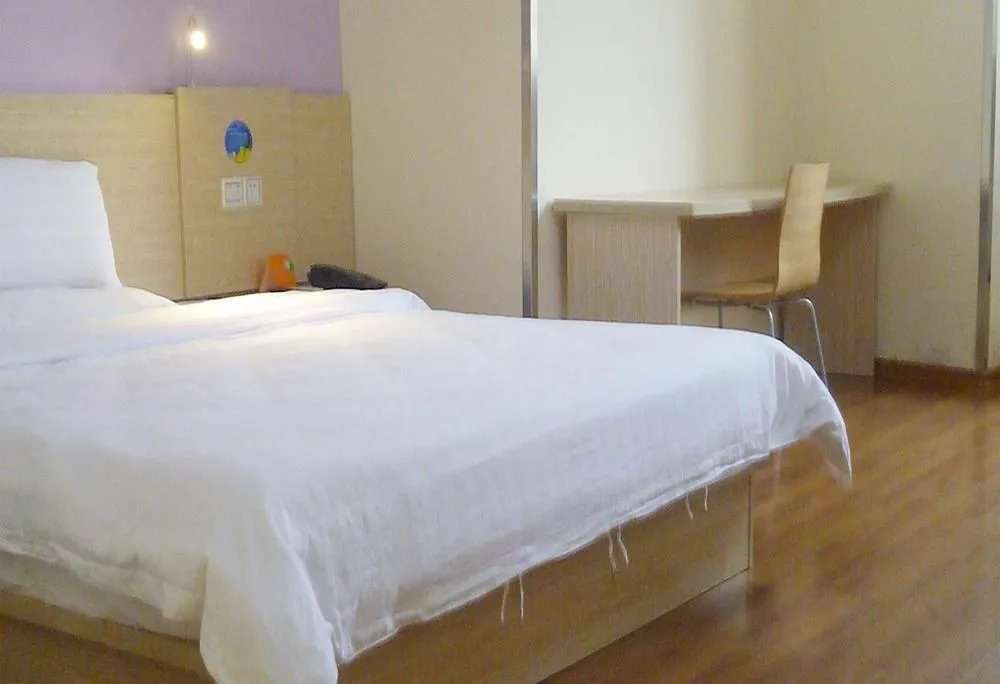 Hotel September