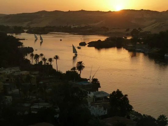 Sun Set Resort