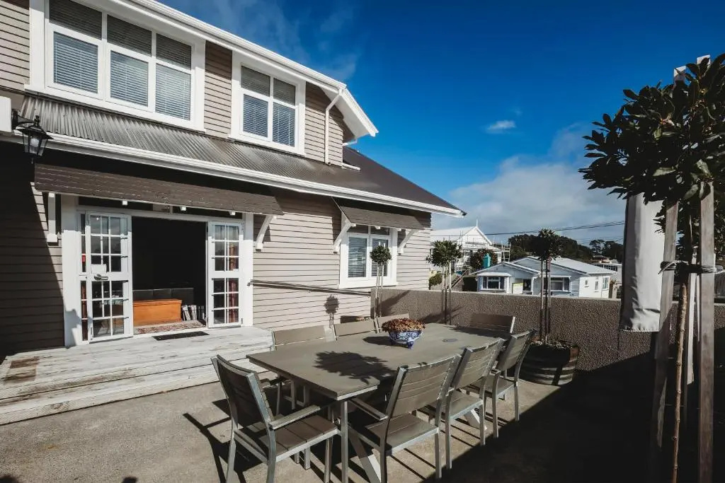 Timata Ora - 7BR family home in prime location