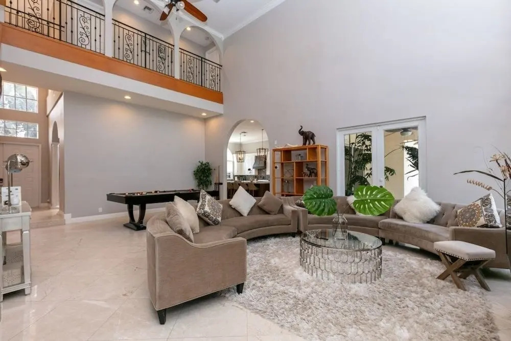 Plantation Acres Mansion 7 Bedroom Villa by Redawning