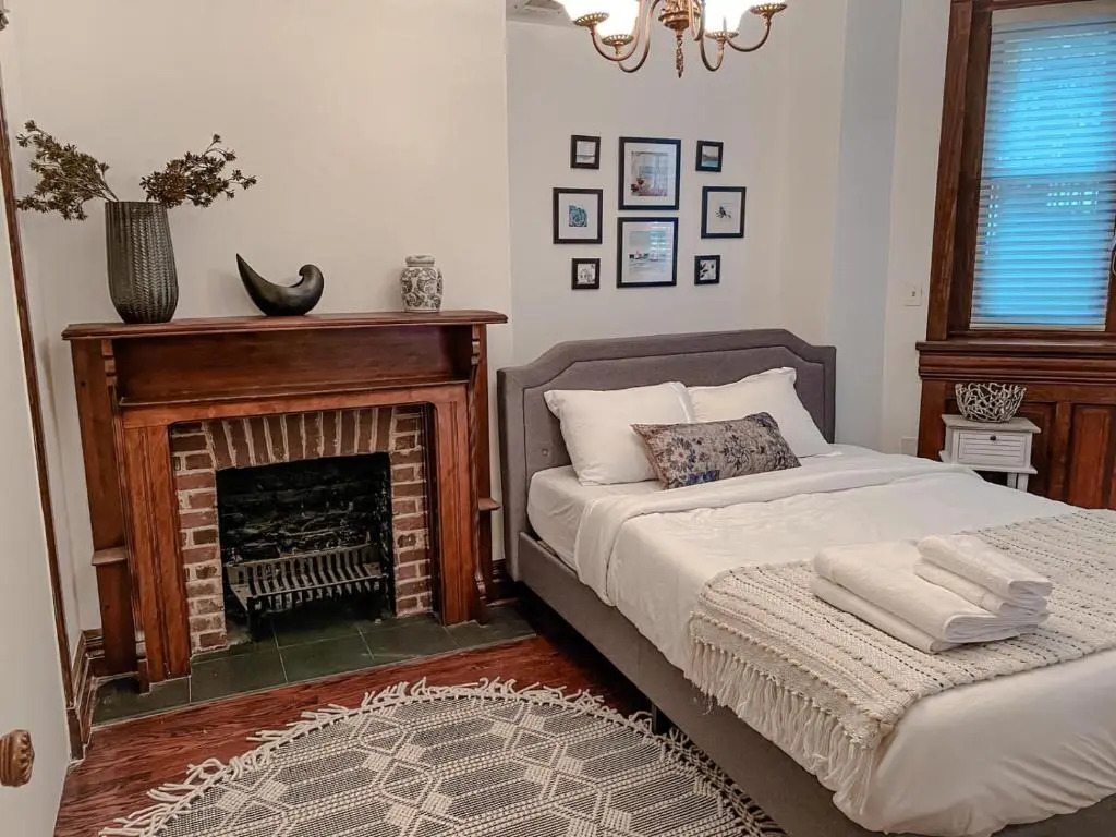 Luxurious classic Gold coast villa for 12 guests
