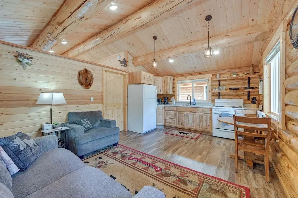 Soldotna Fisherman's Cabin ~ 6 Mi to Kenai River