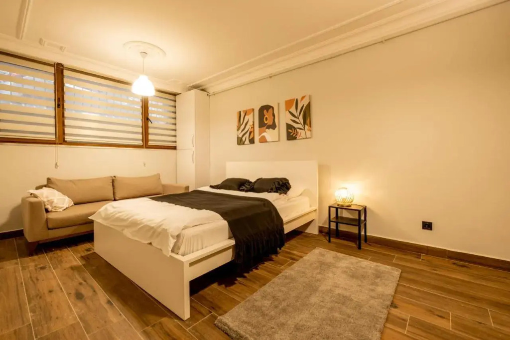 Spacious and comfy 2BR in the heart of Cihangir