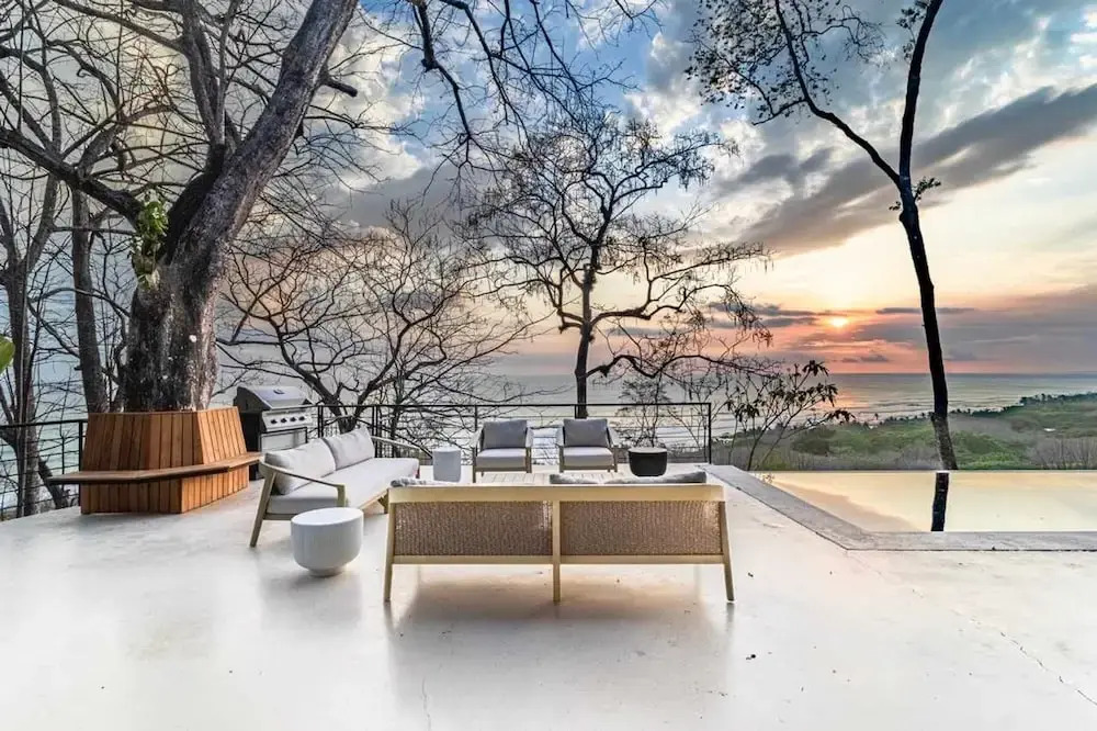 w Amazing 6BR Villa w Swimming Pool in Costa Rica