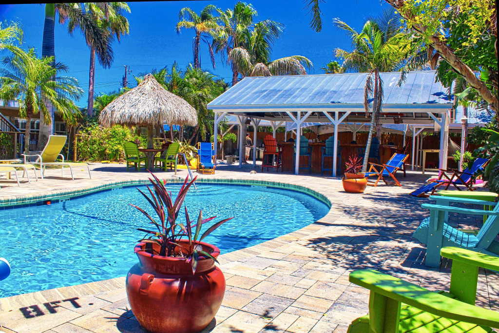 Coconut Grove Beach Resort Suite 8