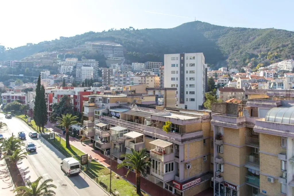 Central Budva apartment A10