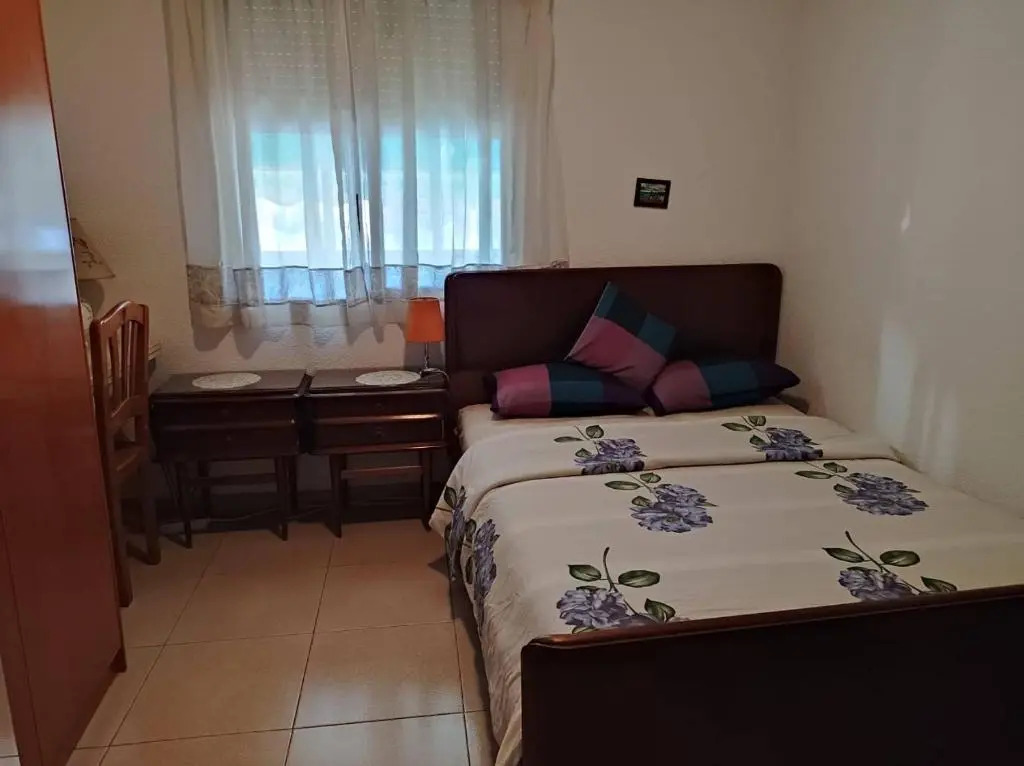 30-1- Комната в квартире для 1 до 2 человек, Alicante