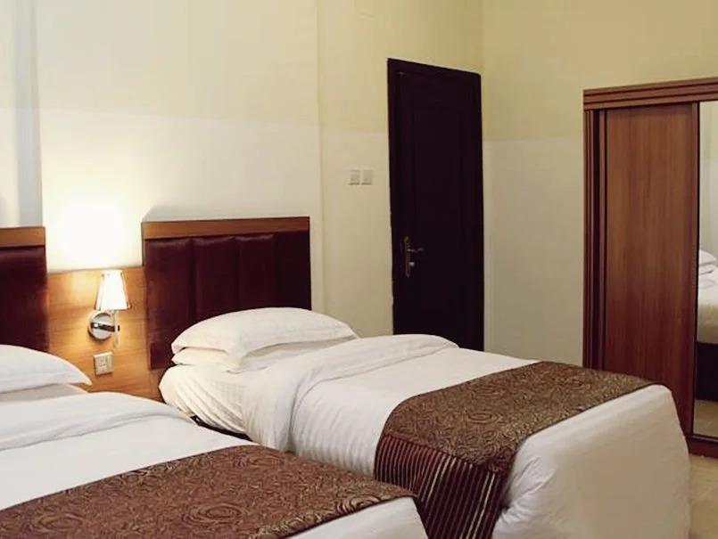 Platinum Express Hotel Suites