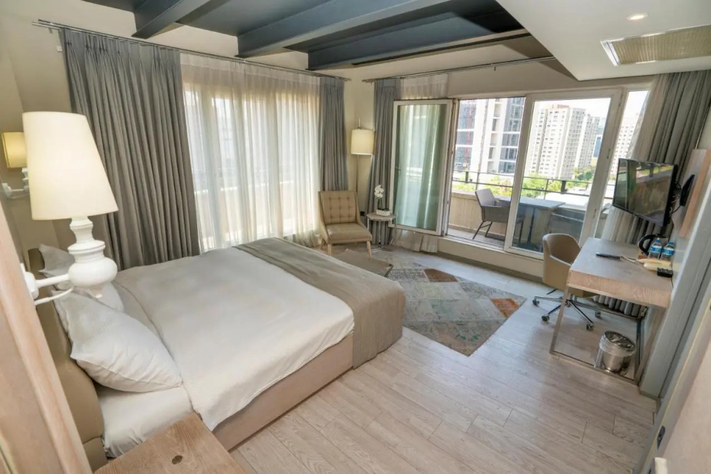 The Gate 30 Suites