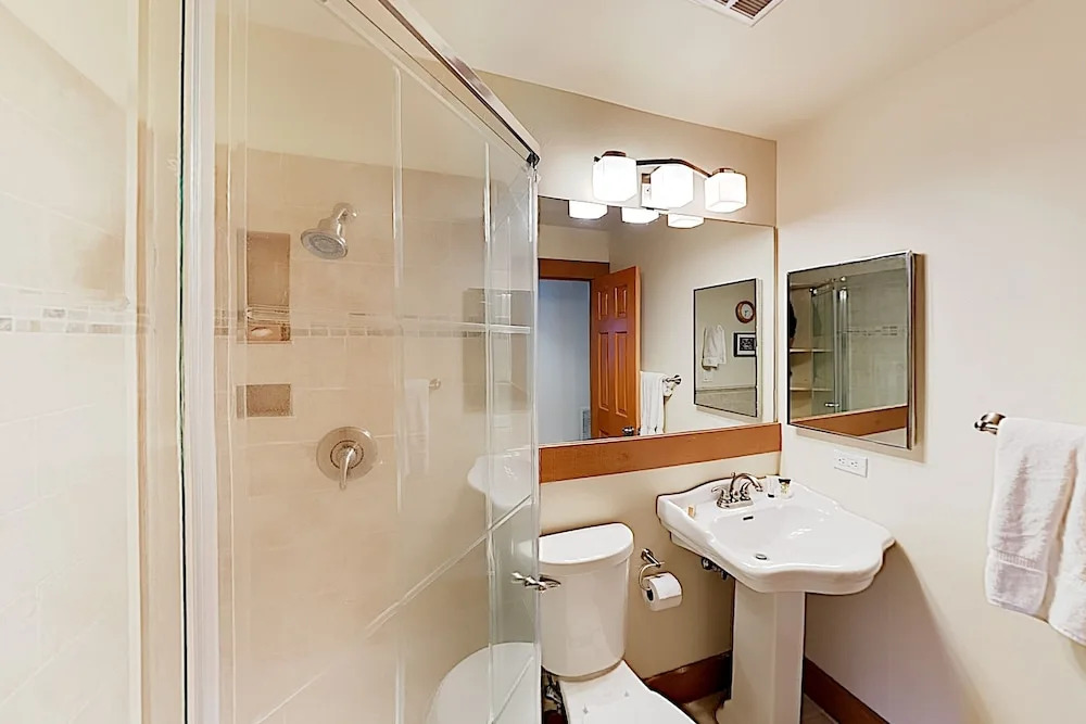 3026 Silver Strike Condo 2 Bedrooms 2 Bathrooms Condo