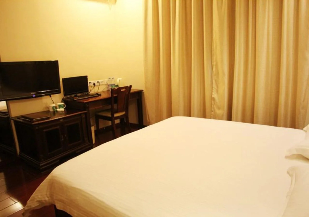 Greentree Inn Shenzhen Huaqiangbei Express Hotel