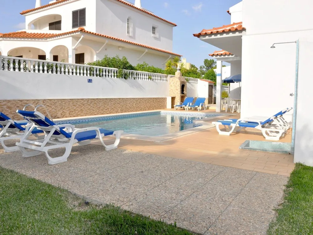 Villa in Vilamoura with Private Pool