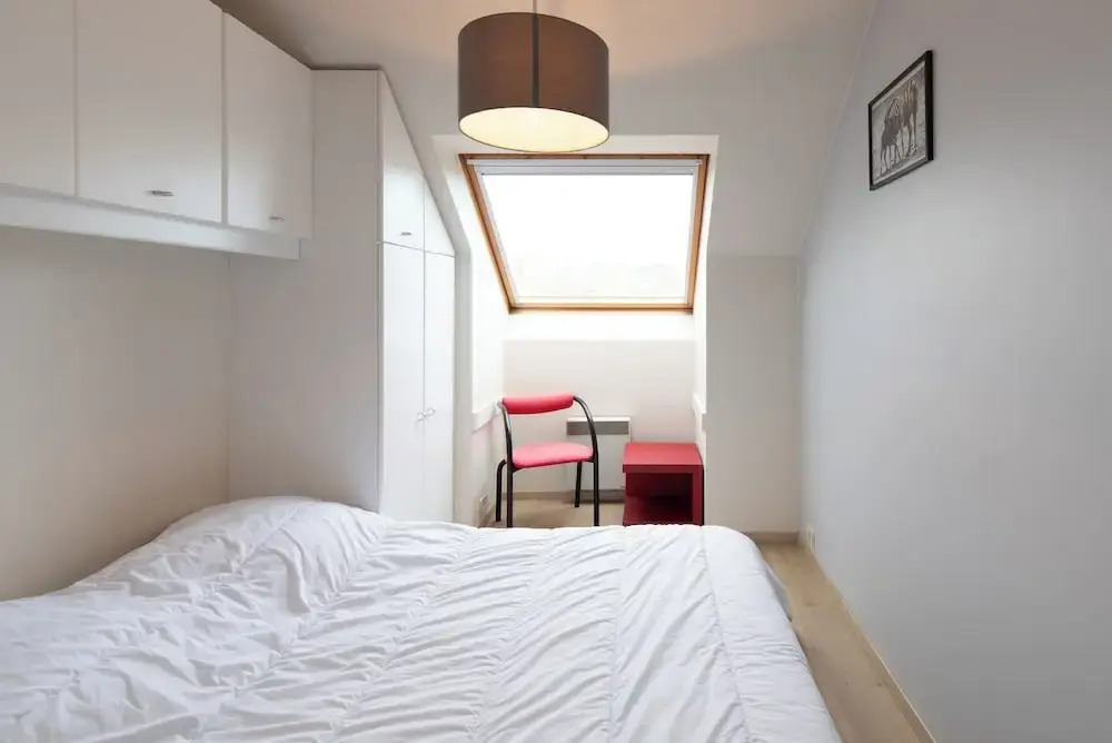 Spacious Apartment With Terrace