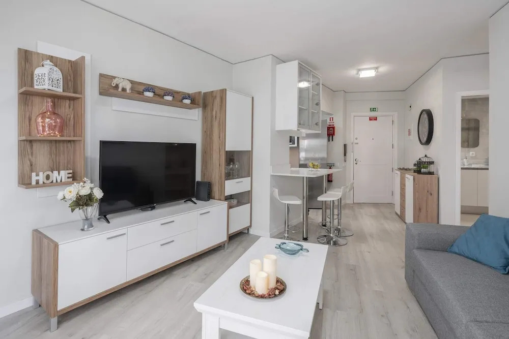 Apartment With sea View - Varandas do Lido I