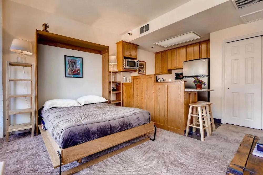 GALLERIA 307-Studio home