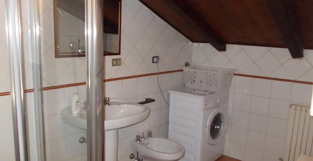 Apartment With one Bedroom in Lesa, With Wonderful Mountain View, Furn
