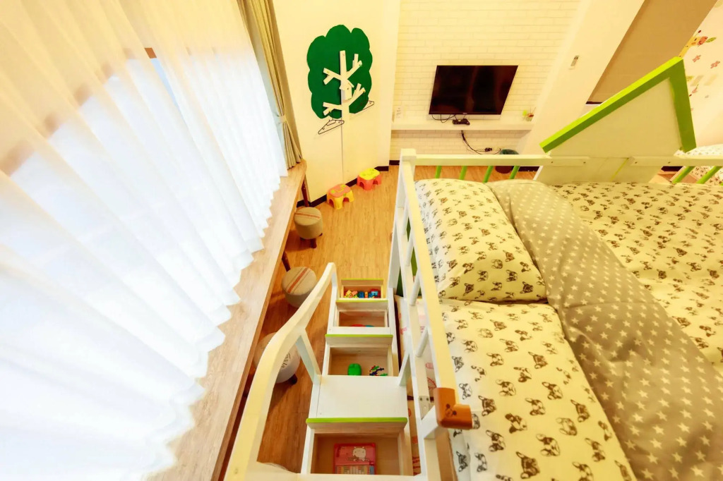 SR Life House