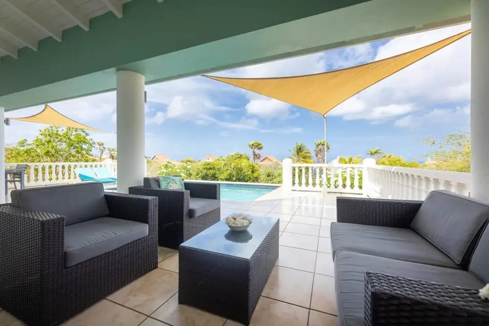 Tropical Paradise Bliss Villa at Coral Estate