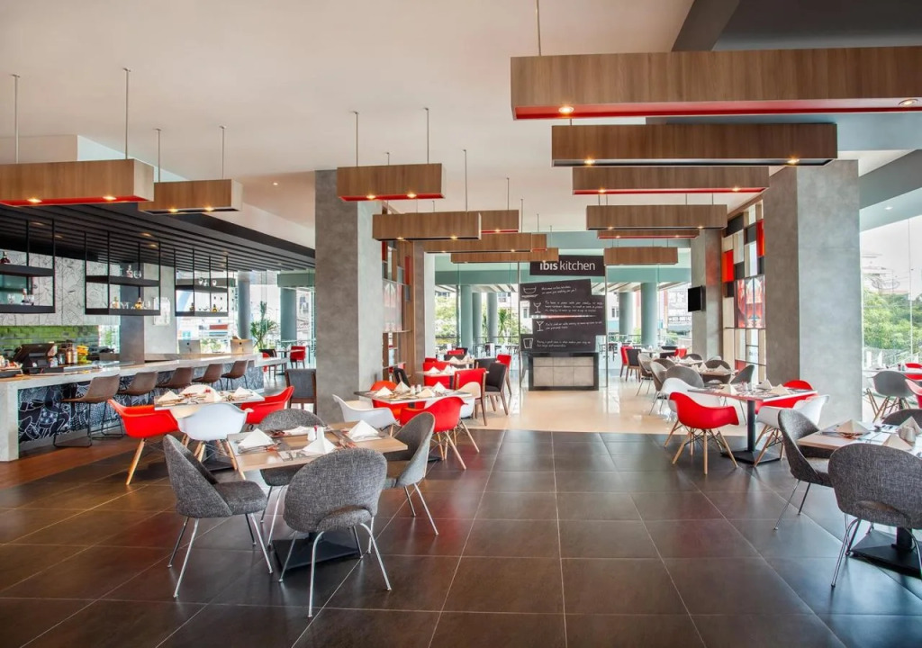Ibis Manado City Center Boulevard