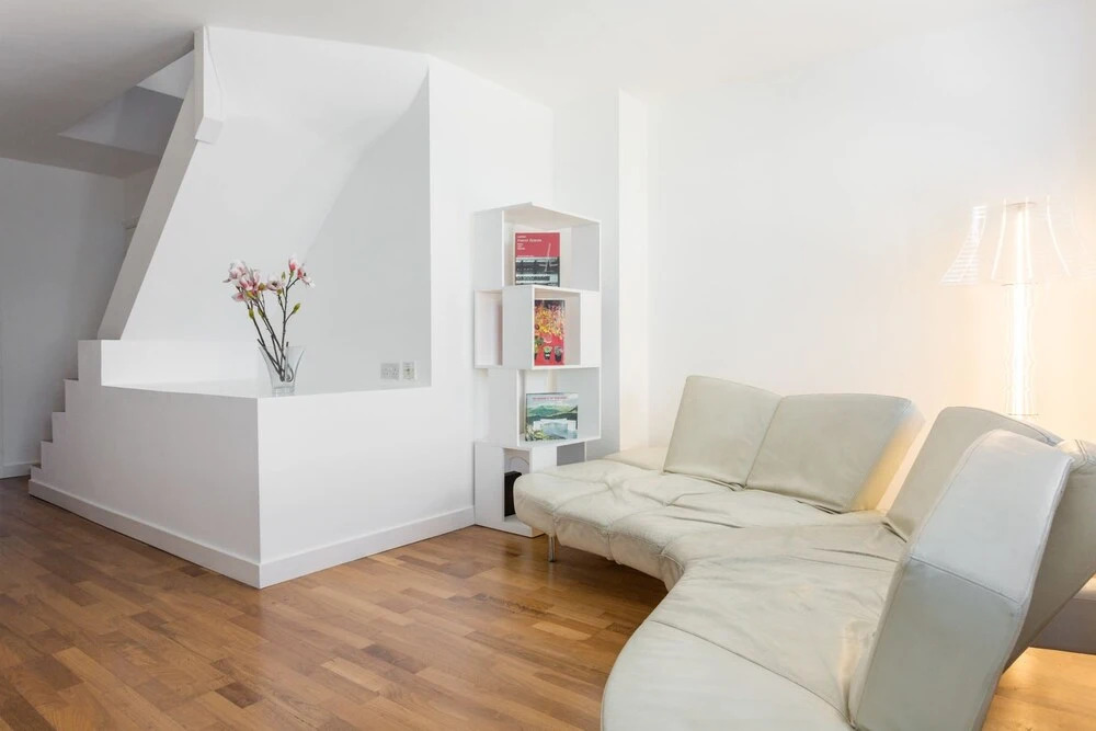 2 Bedroom Split Level Flat In The Heart Of Camden