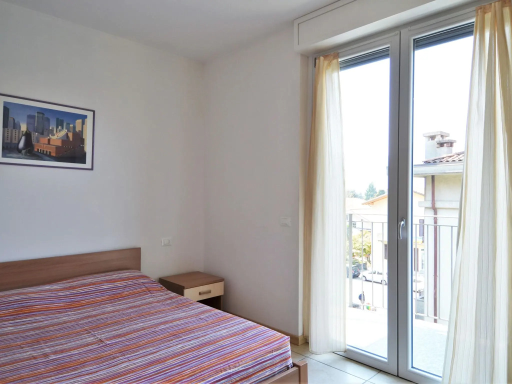 Snug apartment in Dervio with balcony or terrace