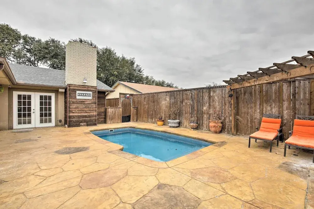 Broken Bow Home w/ Private Pool & Arcade Games