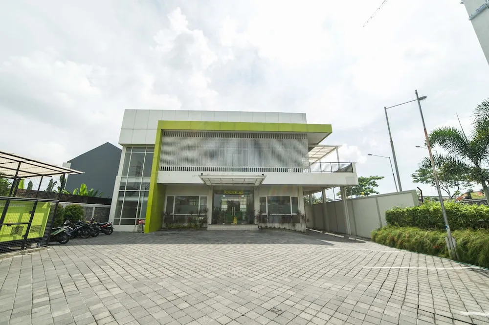 Airy Sukolilo Medokan Semampir Indah 25 Surabaya