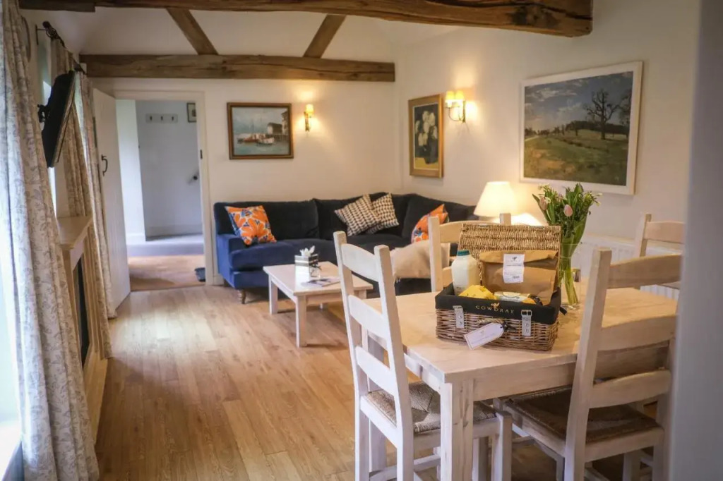 Benbow Holiday Cottages