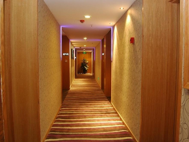 Ejon Kins Hotel
