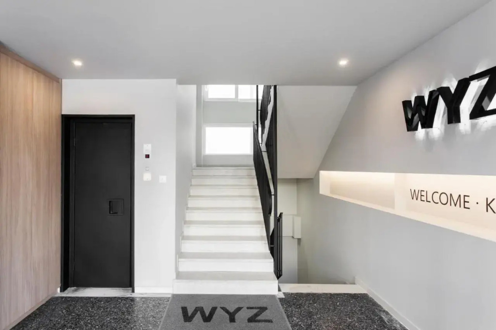Wyz Attiki Aparthotel