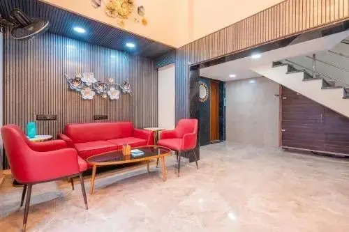 Hotel Center City by OYO Rooms