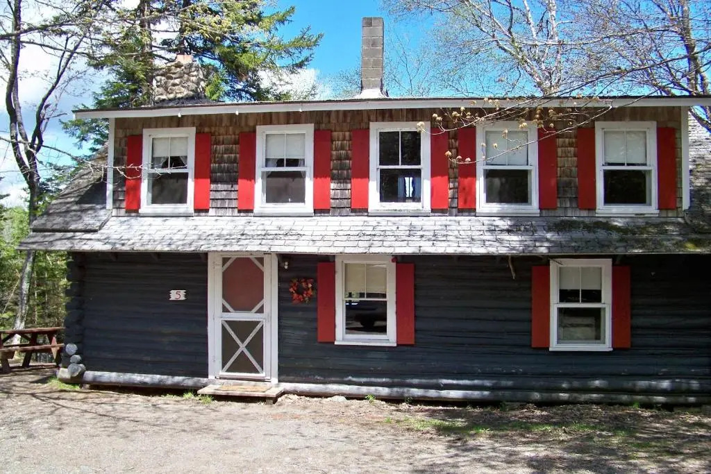 Robinsons Cottages