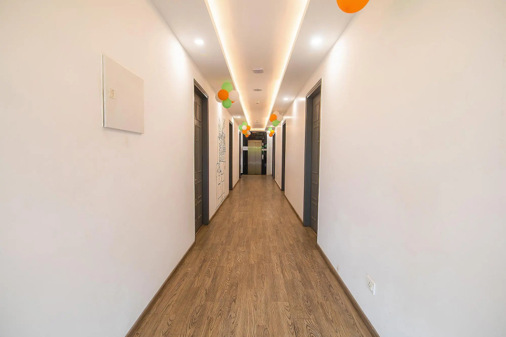 Fabhotel Kingston House