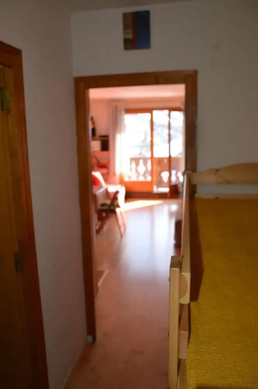Studio Cabin 4 People 1 Exposed South