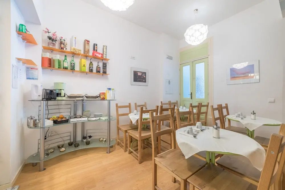 SwissPorto Guest House