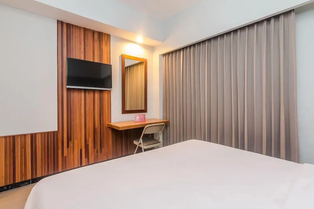 ZEN Rooms Raya Kuta 3