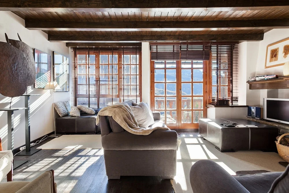 Luderna - Casa con terraza Unhola