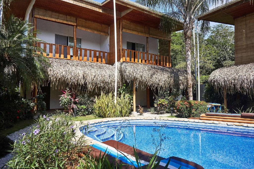 Otro Lado Lodge