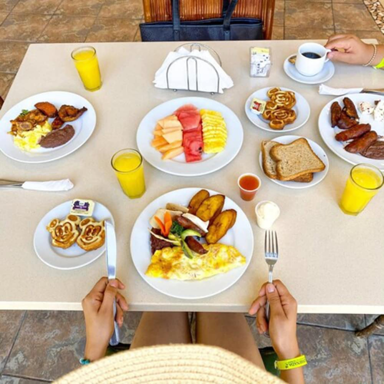 La Ensenada Beach Resort - All Inclusive
