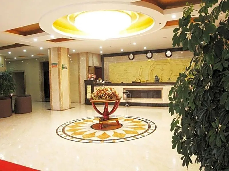 GreenTree Inn ZhangJiaKou XiaHuaYuan Government XinChen Road Express Hotel