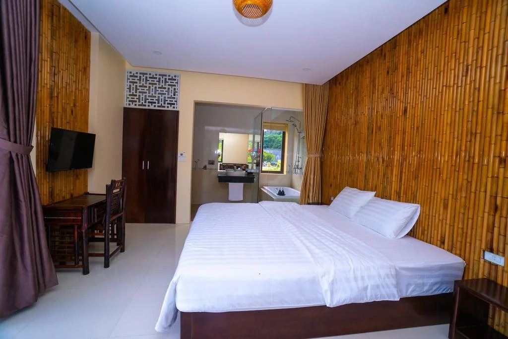 Trang An Retreat