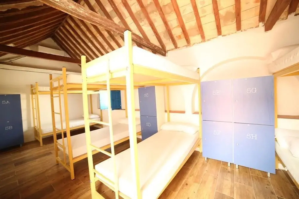 Wake up in Tarifa Hostel & Restaurant Lounge