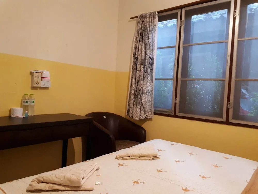 The Old Place Guesthouse