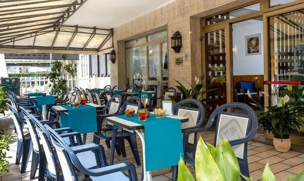 Hotel Saturno