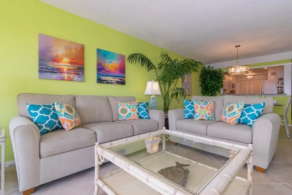 Sunbow Bay 308