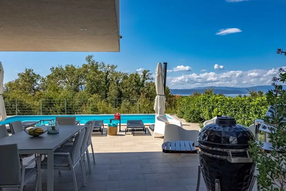 Villa Irma with heated Pool by aneo travel